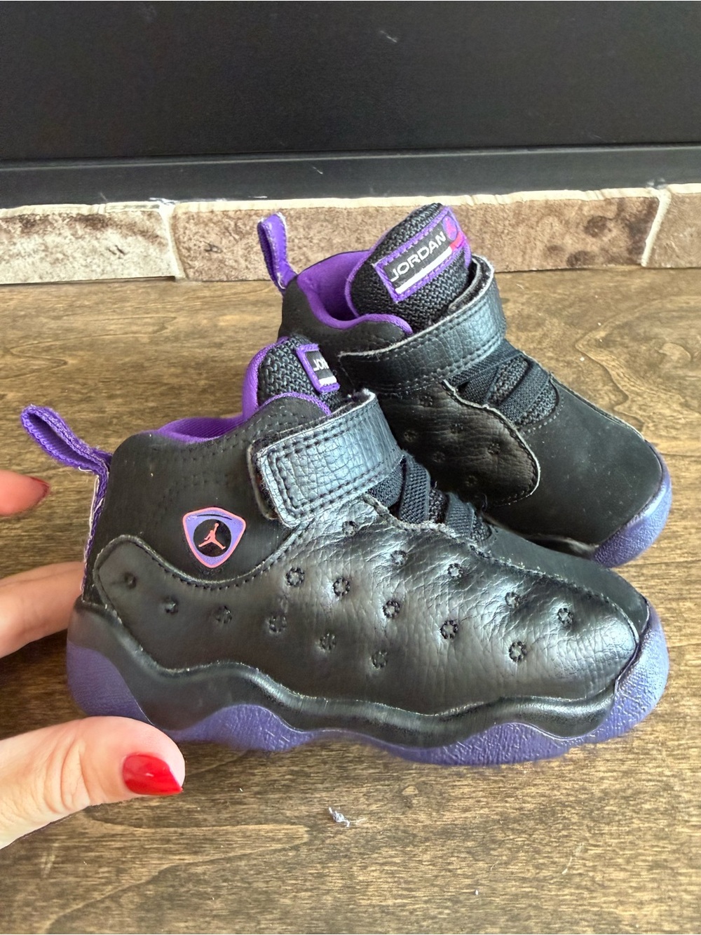 Jordan Jumpman Team II  Kids Sneaker Black Purple Hook & Loop Mid Top US 7C